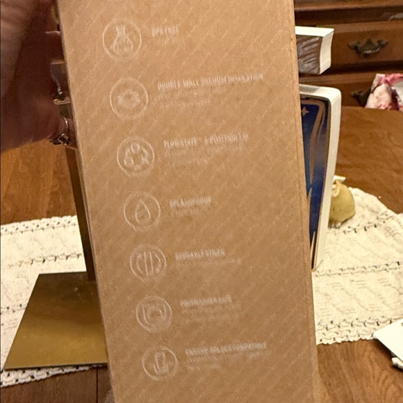 Stanley Pink Insulated Quencher Tumbler with Handle 40. oz - Picture 11 of 11